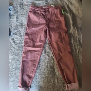 NWT, Maurices Weekender cargo pants